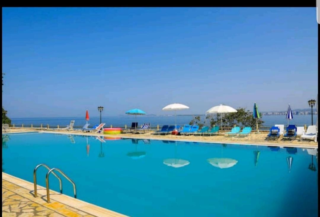 Vila Rina At Aquamarine Residence Vlorë Exterior foto
